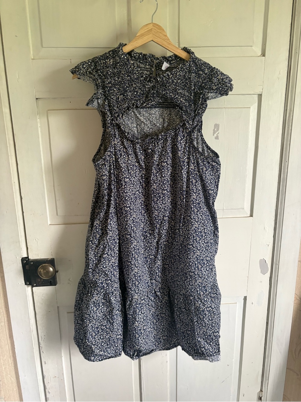 Smocked Yoke Floral Sundress in Navy, cream and White